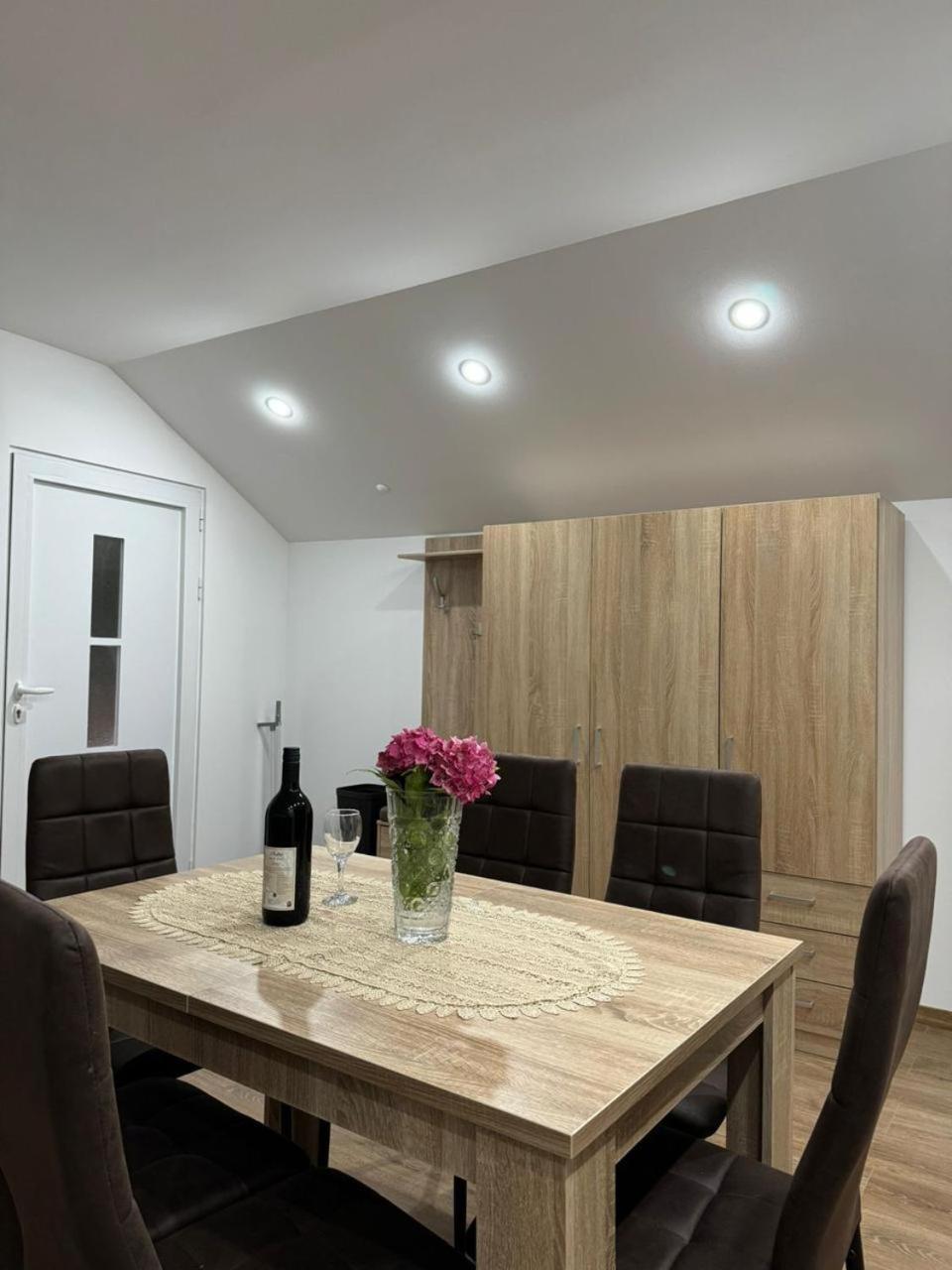 Apartmani Dada Kotor Exteriér fotografie