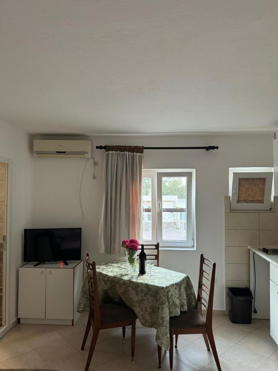 Apartmani Dada Kotor Exteriér fotografie
